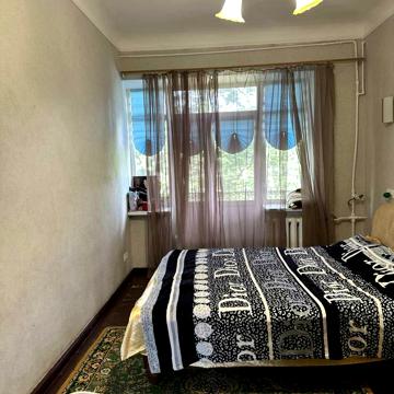 Шведська вул., 20