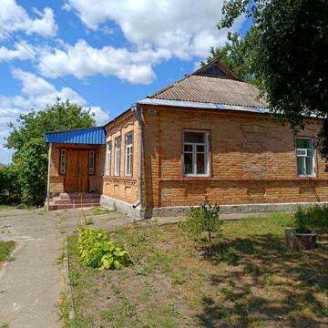 Будинок в Черкаській області смт Стеблів