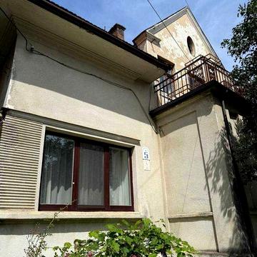 Приватний будинок р-н парку