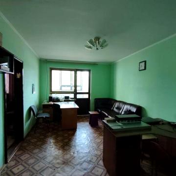 Продам 5 комнатную квартиру