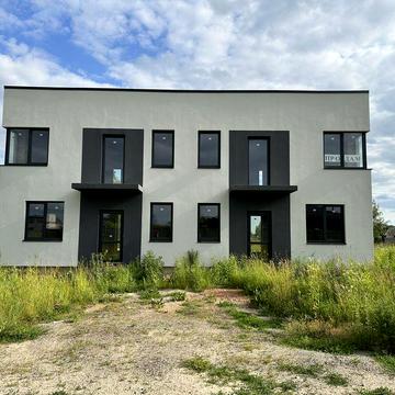 Продаж котеджу в районі Зоопарку місто