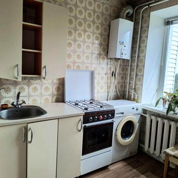 Продаж квартири м. Чернігів, вул. Рятувальників, 6