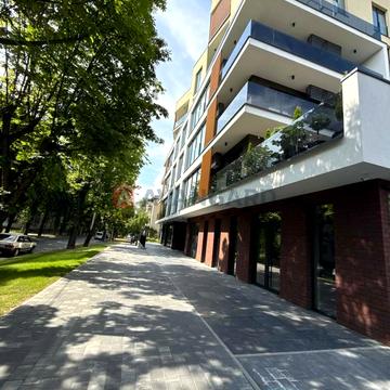 Окружна вул., 43