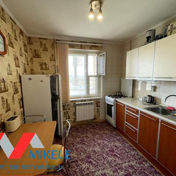 Професора Павловського, 3