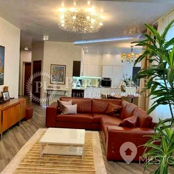 3-к квартира з ремонтом. 140 м., Соломянська, 15а. Новий будинок.