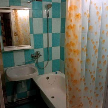 Здам свою 1 кімнатну господар однокімнатну квартиру довгостроково.