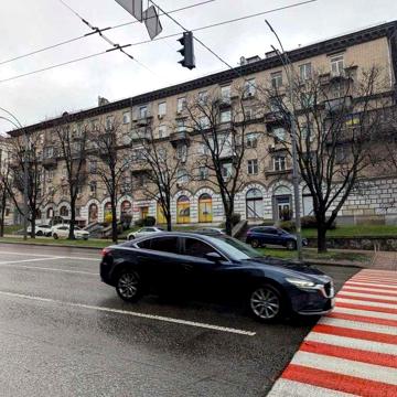 Продається 2-кімнатна м.Київ,вул.Повітрофлотський,14/17–77 000 у.е.