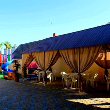 Продам гостевой дом в центре Затоки