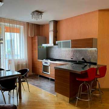 3-спальнева квартира в ЖК Тінистий