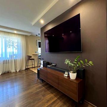 Продам 2к квартиру пр.Ивана Мазепы 50а