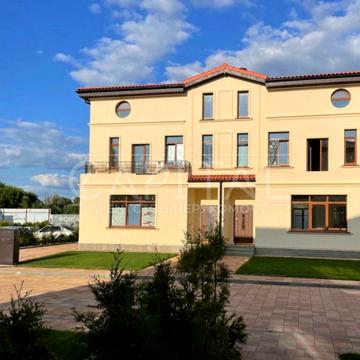 Обухівський