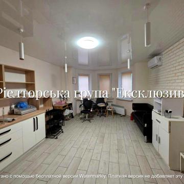 Продаж під комерцію  Межигірська, 43, вікна на вулицю