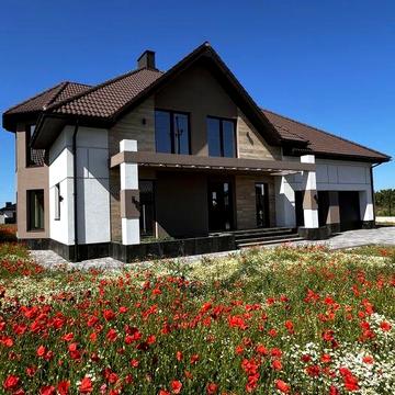 Продаж елітного будинку у престижному передмісті Луцька