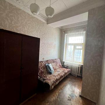 Продам 3 кімнатну Преображенська