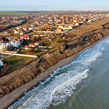 Центральна вул., 112