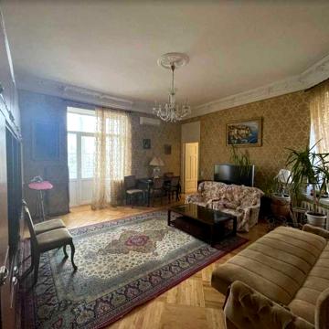Сдается 2-х комнатная квартира. Одесса, Софиевская 9.