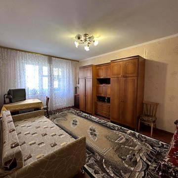 Ревуцького вул., 34
