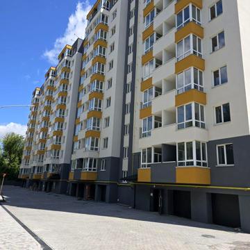 2к ЖК Староміський,  2 поверх, можна робити ремонт ЖК Староміський