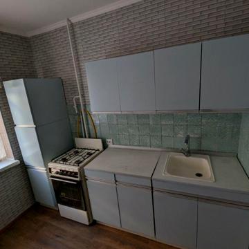 Гетьмана Павла Полуботка вул., 13