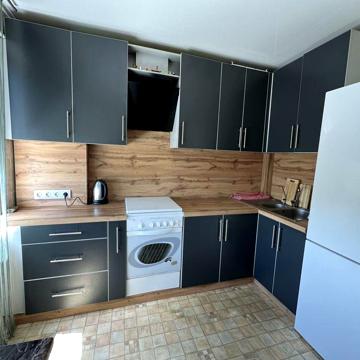 Ексклюзив Продам 3х кімнатну квартиру з своїм опаленням в Узині