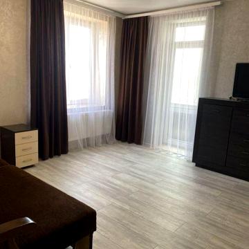 Оренда 1 кім.квартири в новобудові по вулиці Зацепи