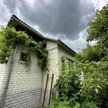 Продам дачний будинок в масиві Нова Українка