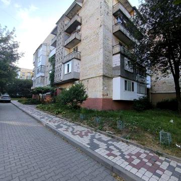 2 кімнатна чешка по вулиці Бульвар Героїв Крут
