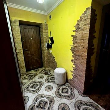 Здам 3-кімнатну квартиру по вул. Київська