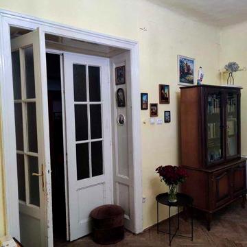 180 тис $ 4-кімнатна квартира поруч з центром