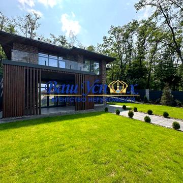 Продаж будинка з ремонтом село Вита-почтовая. Бомбосховища