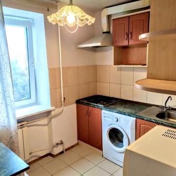 Загорівська вул. (Багговутівська), 38
