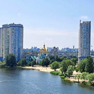 Продам квартиру Березняківська 30