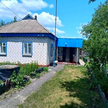 продається капітальне домоволодіння