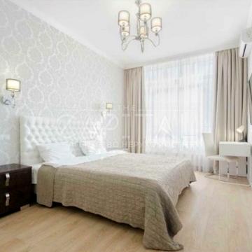 Джона Маккейна вул. (Івана Кудрі), 7