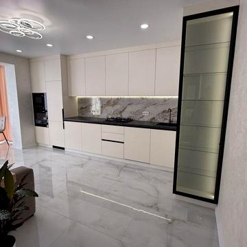 Власник.Продам стильну та якісну квартиру в районі льонокомбінату .