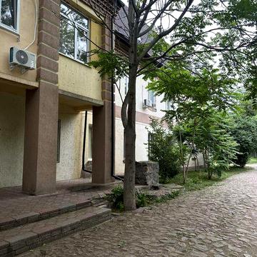 Продам квартиру-студию Библика, метро Индустриальная