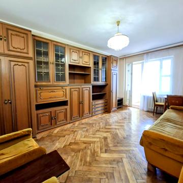 Оболонський просп., 22