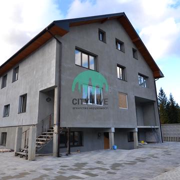 Зарічна, 38