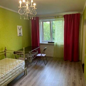 Оренда 1к. квартири по вул. Академіка Корольова