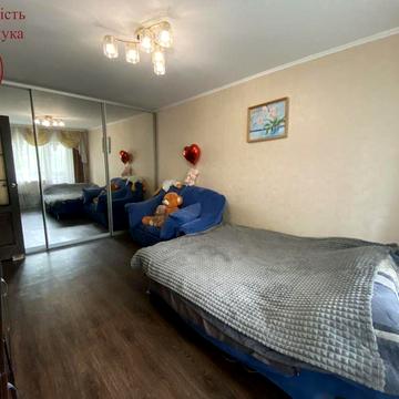 Продаж /1-кімнатна квартира з меблями 31м2 / Героїв УПА