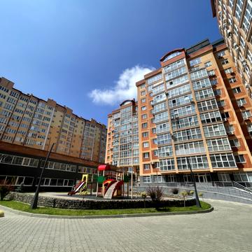 Рівненська вул., 5