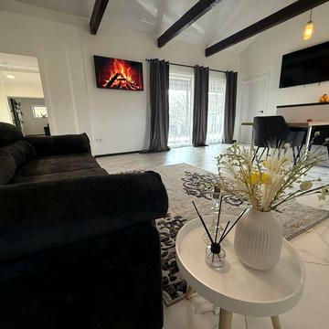 Булинок з ремонтом