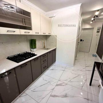 Продажа 1к кв с ремонтом/Космонавтов 142А