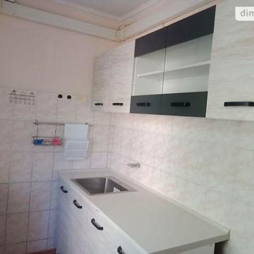 Довгострокова оренда 1к Квартира Зарічанська вулиця