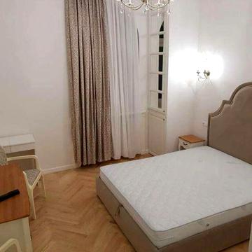 Оренда 4-кімнатної квартири, вулиця Кожумяцька 20Б PK