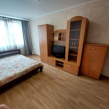 Стрийська вул., 204