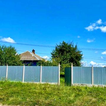Дом в Центре села. На Десне. Живописное место
