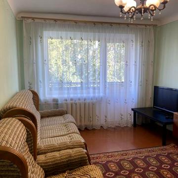 Оренла 2 кімнатної квартири в центрі міста ( вул. Лятошинського )