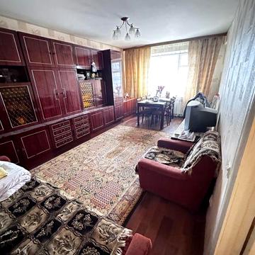 Продаж трикімнатноі квартири