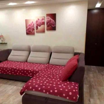 Сдам 2 комнатную кв. Пр. Гагарина 90 с евроремонтом.